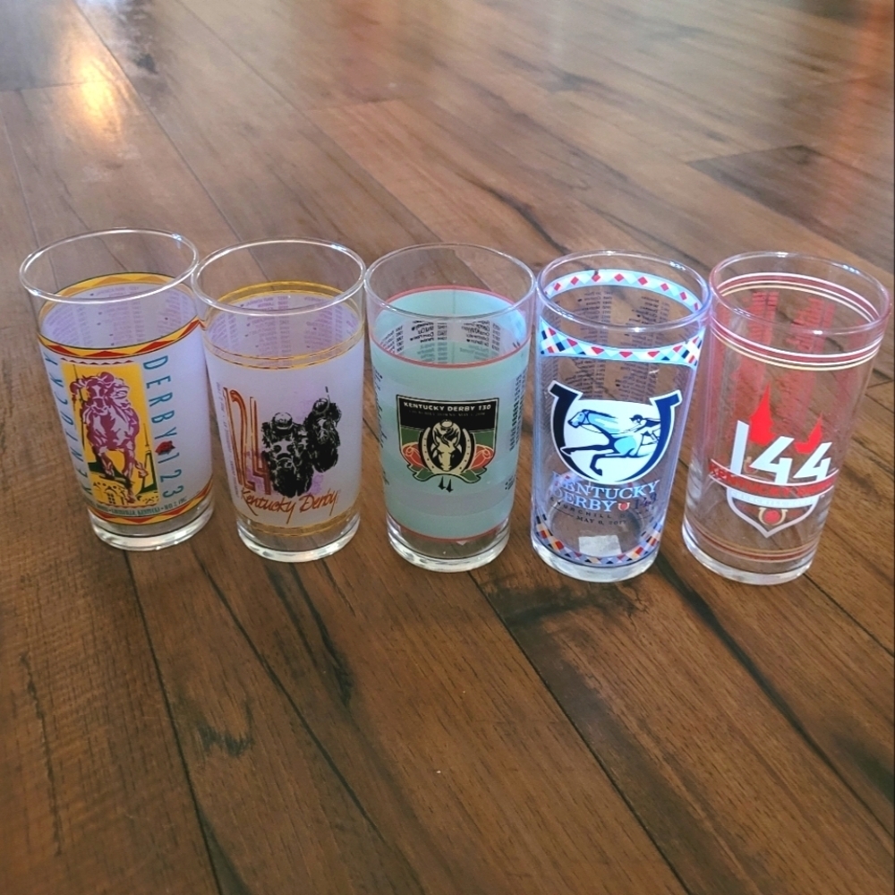 Kentucky Derby Souvenir Mint Julep Glasses Set of‎ 5  1997-2018 Churchill Downs